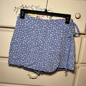 Forever 21 Light Blue Floral Skort